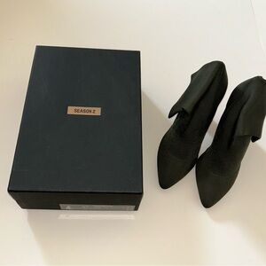 Yeezy Season 2 Low Knit Boots- Dark Olive NEW